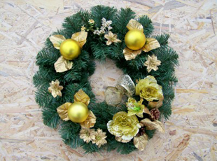 ARDA knstliche Weihnachtsbume Christbaumschmuck Dekoration Blumenschmuck Polen